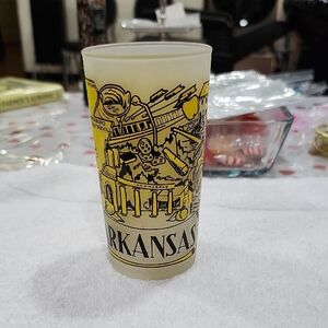 VINTAGE HAZEL ATLAS GAY FAD ARKANSAS STATE SOUVENIR FROSTED GLASS TUMBLER